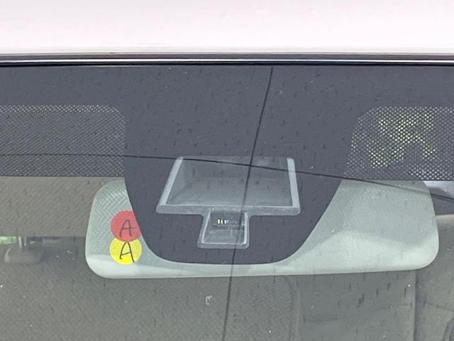 アルトラパン S 4WD 衝突軽減装置 禁煙車 2トーンカラー シートヒーター スマートキー HIDヘッド ETC オートライト CD AM FM再生 革巻きステアリング ステアリングスイッチ アイドリングストップ(3枚目)