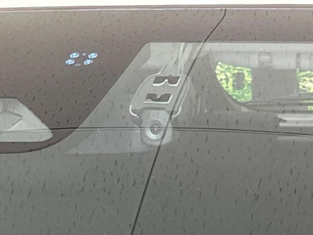 ヴェゼル e:HEV Z 純正9型ナビ バックカメラ 衝突軽減装置 禁煙車 電動リアゲート ハーフレザーシート ドラレコ コーナーセンサー スマートキー LEDヘッド ETC2.0 純正18インチAW オートハイビーム(7枚目)