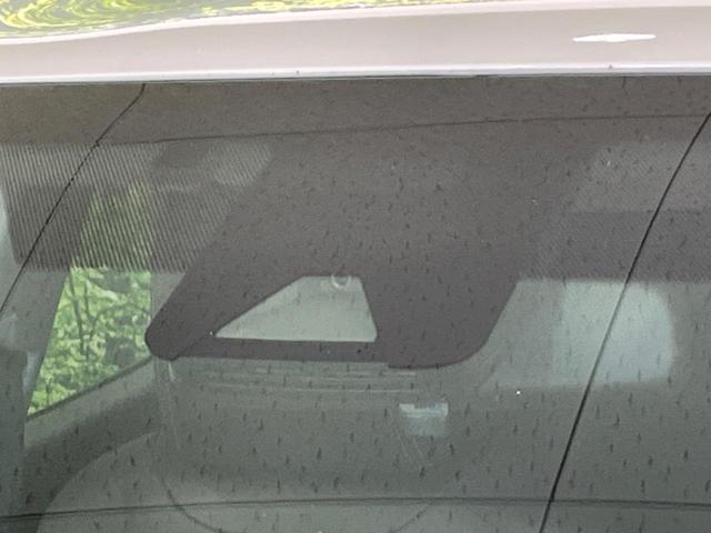 ヤリスクロス ハイブリッドＺ　純正８型ナビ　全周囲カメラ　衝突軽減装置　レーダークルーズ　禁煙車　ハーフレザーシート　パワーシート　シートヒーター　前後ドラレコ　コーナーセンサー　スマートキー　ＬＥＤヘッド　ＥＴＣ　車線逸脱警報（5枚目）