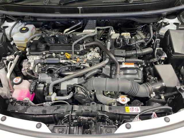 ヤリスクロス ハイブリッドＺ　純正８型ナビ　全周囲カメラ　衝突軽減装置　レーダークルーズ　禁煙車　ハーフレザーシート　パワーシート　シートヒーター　前後ドラレコ　コーナーセンサー　スマートキー　ＬＥＤヘッド　ＥＴＣ　車線逸脱警報（18枚目）