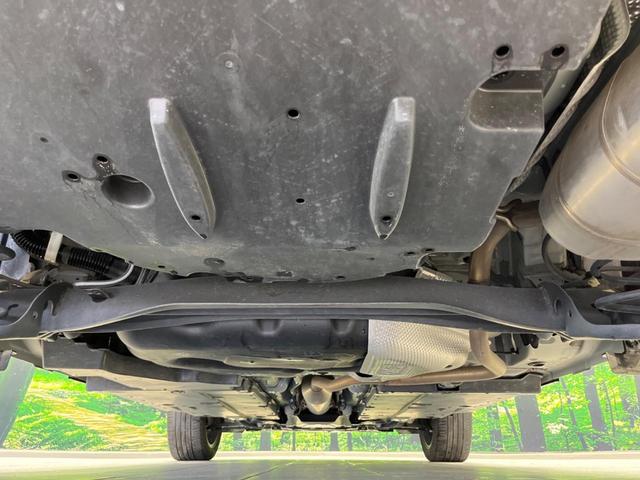 ヤリスクロス ハイブリッドＺ　純正８型ナビ　全周囲カメラ　衝突軽減装置　レーダークルーズ　禁煙車　ハーフレザーシート　パワーシート　シートヒーター　前後ドラレコ　コーナーセンサー　スマートキー　ＬＥＤヘッド　ＥＴＣ　車線逸脱警報（19枚目）