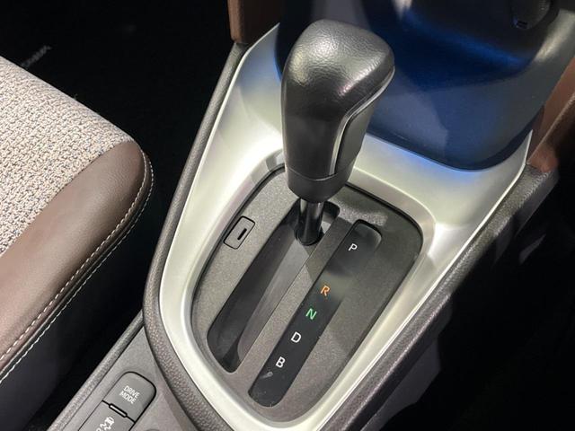 ヤリスクロス ハイブリッドＺ　純正８型ナビ　全周囲カメラ　衝突軽減装置　レーダークルーズ　禁煙車　ハーフレザーシート　パワーシート　シートヒーター　前後ドラレコ　コーナーセンサー　スマートキー　ＬＥＤヘッド　ＥＴＣ　車線逸脱警報（24枚目）