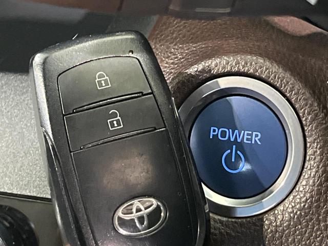 ヤリスクロス ハイブリッドＺ　純正８型ナビ　全周囲カメラ　衝突軽減装置　レーダークルーズ　禁煙車　ハーフレザーシート　パワーシート　シートヒーター　前後ドラレコ　コーナーセンサー　スマートキー　ＬＥＤヘッド　ＥＴＣ　車線逸脱警報（31枚目）