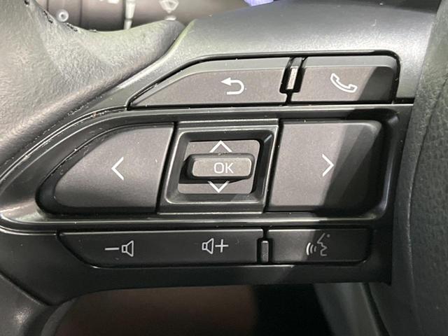 ヤリスクロス ハイブリッドＺ　純正８型ナビ　全周囲カメラ　衝突軽減装置　レーダークルーズ　禁煙車　ハーフレザーシート　パワーシート　シートヒーター　前後ドラレコ　コーナーセンサー　スマートキー　ＬＥＤヘッド　ＥＴＣ　車線逸脱警報（34枚目）