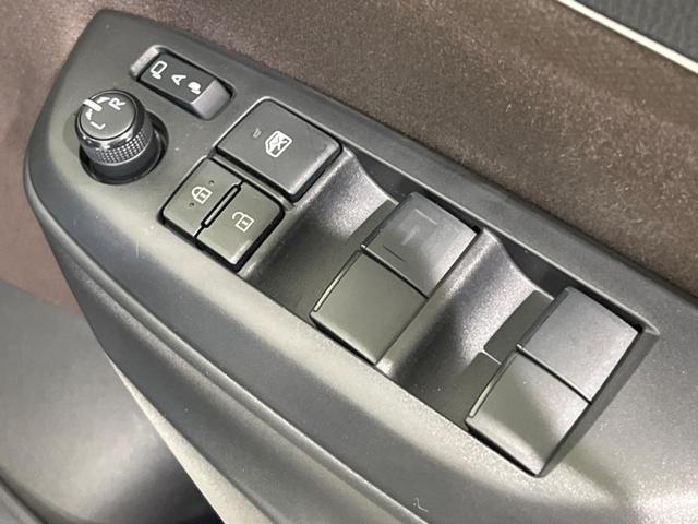 ヤリスクロス ハイブリッドＺ　純正８型ナビ　全周囲カメラ　衝突軽減装置　レーダークルーズ　禁煙車　ハーフレザーシート　パワーシート　シートヒーター　前後ドラレコ　コーナーセンサー　スマートキー　ＬＥＤヘッド　ＥＴＣ　車線逸脱警報（51枚目）