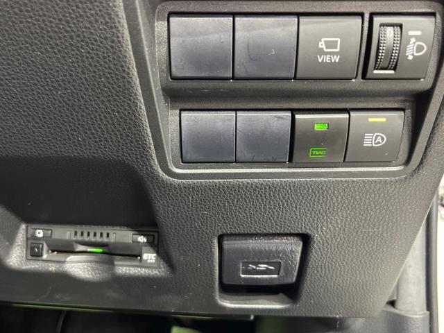 ヤリスクロス ハイブリッドＺ　純正８型ナビ　全周囲カメラ　衝突軽減装置　レーダークルーズ　禁煙車　ハーフレザーシート　パワーシート　シートヒーター　前後ドラレコ　コーナーセンサー　スマートキー　ＬＥＤヘッド　ＥＴＣ　車線逸脱警報（52枚目）