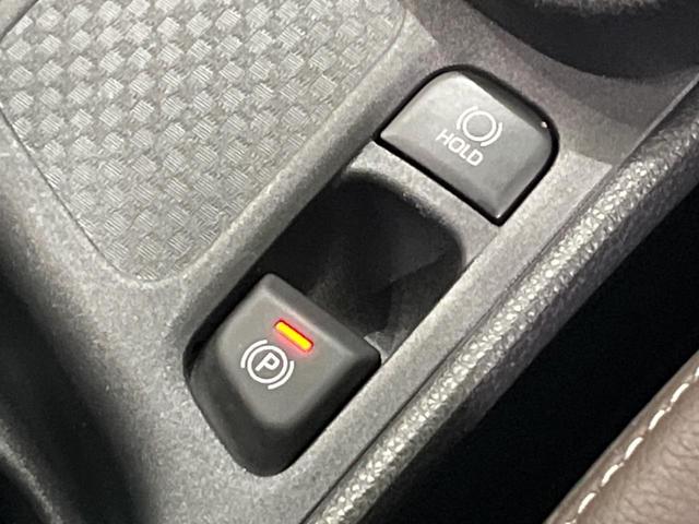 ヤリスクロス ハイブリッドＺ　純正８型ナビ　全周囲カメラ　衝突軽減装置　レーダークルーズ　禁煙車　ハーフレザーシート　パワーシート　シートヒーター　前後ドラレコ　コーナーセンサー　スマートキー　ＬＥＤヘッド　ＥＴＣ　車線逸脱警報（59枚目）