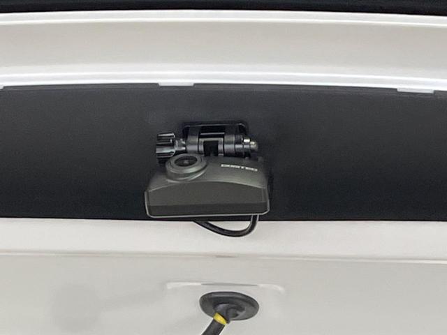 ヤリスクロス ハイブリッドＺ　純正８型ナビ　全周囲カメラ　衝突軽減装置　レーダークルーズ　禁煙車　ハーフレザーシート　パワーシート　シートヒーター　前後ドラレコ　コーナーセンサー　スマートキー　ＬＥＤヘッド　ＥＴＣ　車線逸脱警報（61枚目）