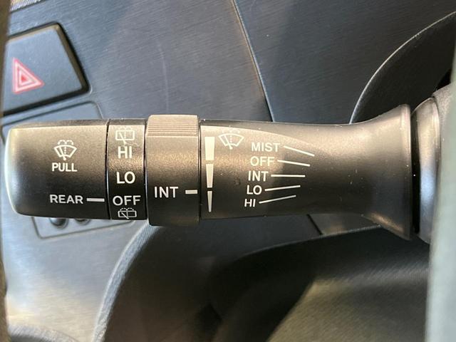 アクア Ｓ　純正ナビ　禁煙車　スマートキー　ＬＥＤヘッド　ＥＴＣ　１５インチＡＷ　オートライト　フォグランプ　オートエアコン　ＣＤ　地デジ　ドアバイザー　プライバシーガラス　アイドリングストップ　横滑り防止装置（40枚目）