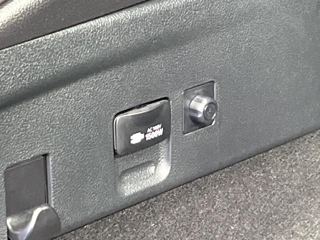 プリウス SセーフティプラスII 純正ナビ 全周囲カメラ 100V電源 衝突軽減装置 レーダークルーズ 禁煙車 ドラレコ コーナーセンサー レーンキープ スマートキー LEDヘッド ETC ブラインドスポットモニター 誤発進抑制機能(5枚目)