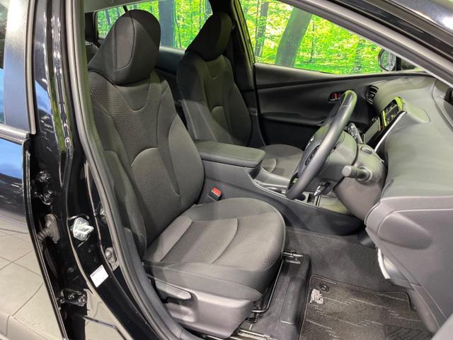 プリウス SセーフティプラスII 純正ナビ 全周囲カメラ 100V電源 衝突軽減装置 レーダークルーズ 禁煙車 ドラレコ コーナーセンサー レーンキープ スマートキー LEDヘッド ETC ブラインドスポットモニター 誤発進抑制機能(8枚目)