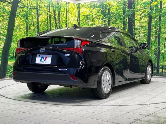 プリウス SセーフティプラスII 純正ナビ 全周囲カメラ 100V電源 衝突軽減装置 レーダークルーズ 禁煙車 ドラレコ コーナーセンサー レーンキープ スマートキー LEDヘッド ETC ブラインドスポットモニター 誤発進抑制機能(17枚目)