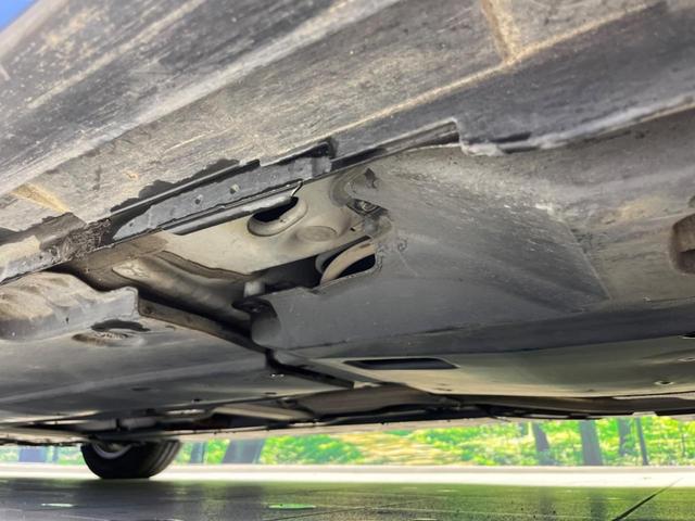 プリウス SセーフティプラスII 純正ナビ 全周囲カメラ 100V電源 衝突軽減装置 レーダークルーズ 禁煙車 ドラレコ コーナーセンサー レーンキープ スマートキー LEDヘッド ETC ブラインドスポットモニター 誤発進抑制機能(22枚目)