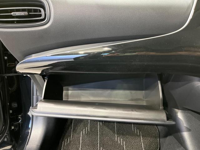 プリウス SセーフティプラスII 純正ナビ 全周囲カメラ 100V電源 衝突軽減装置 レーダークルーズ 禁煙車 ドラレコ コーナーセンサー レーンキープ スマートキー LEDヘッド ETC ブラインドスポットモニター 誤発進抑制機能(55枚目)