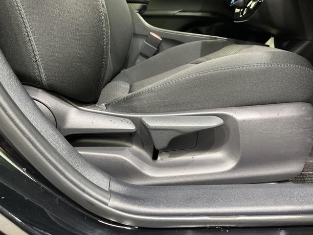 プリウス SセーフティプラスII 純正ナビ 全周囲カメラ 100V電源 衝突軽減装置 レーダークルーズ 禁煙車 ドラレコ コーナーセンサー レーンキープ スマートキー LEDヘッド ETC ブラインドスポットモニター 誤発進抑制機能(59枚目)