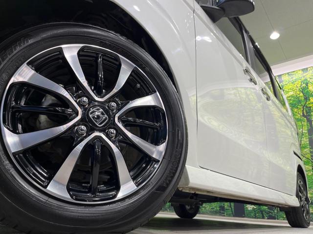 N-BOXカスタム L 両側電動ドア 純正8型ナビ バックカメラ 衝突軽減装置 アダプティブクルーズ 禁煙車 シートヒーター 前後ドラレコ コーナーセンサー レーンキープ スマートキー LEDヘッド ETC オートハイビーム(13枚目)