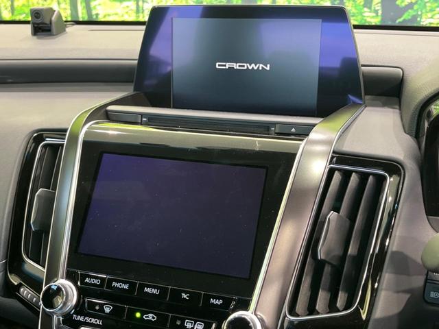 クラウンハイブリッド RSアドバンス 純正8型ナビ 全周囲カメラ 衝突軽減装置 レーダークルーズ 禁煙車 革シート シートベンチレーション 前席パワーシート ドラレコ コーナーセンサー レーンキープ LEDヘッド ETC2.0 DVD再生(3枚目)