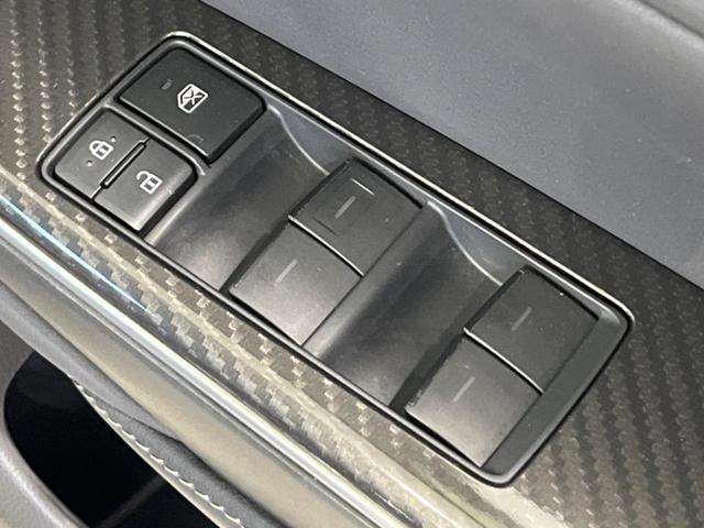 クラウンハイブリッド RSアドバンス 純正8型ナビ 全周囲カメラ 衝突軽減装置 レーダークルーズ 禁煙車 革シート シートベンチレーション 前席パワーシート ドラレコ コーナーセンサー レーンキープ LEDヘッド ETC2.0 DVD再生(46枚目)