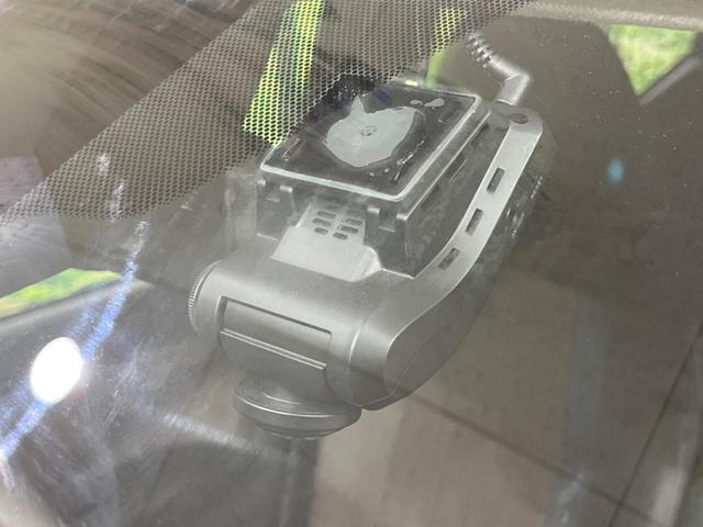 デイズ ハイウェイスター　Ｇターボ　純正９型ナビ　全周囲カメラ　衝突軽減装置　禁煙車　ハーフレザーシート　前後ドラレコ　コーナーセンサー　ＬＥＤヘッド＆フォグ　ＥＴＣ２．０　オートハイビーム　車線逸脱警報　誤発進抑制機能　先行車発進告知（5枚目）