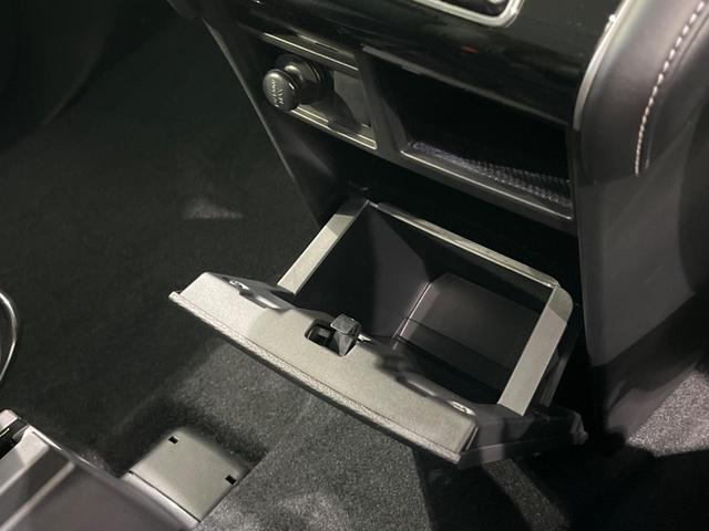 デリカD:5 シャモニー 4WD ディーゼル(軽油) 両側電動ドア 全周囲カメラ 衝突軽減装置 レーダークルーズ 禁煙車 ハーフレザーシート シートヒーター パワーシート スマートキー LEDヘッド&フォグ オートハイビーム(43枚目)