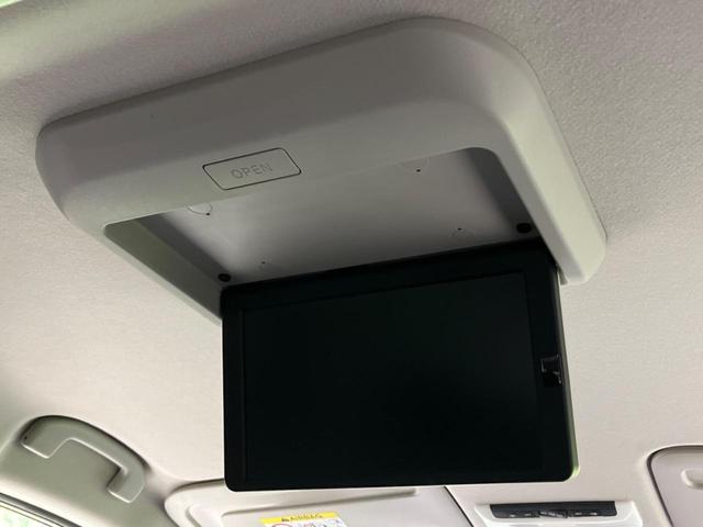 セレナ e-パワー ハイウェイスターV 両側電動ドア 後席モニター 純正10型ナビ 全周囲カメラ 衝突軽減装置 プロパイロット 寒冷地仕様 禁煙車 ドラレコ ETC シートヒーター コーナーセンサー スマートキー LEDヘッド&フォグ(4枚目)