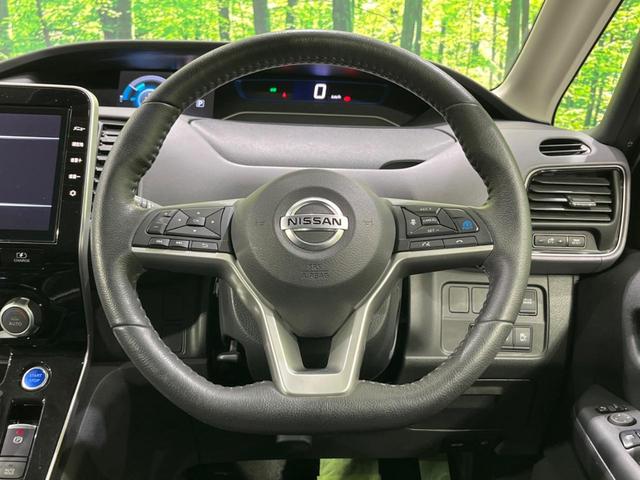 セレナ e-パワー ハイウェイスターV 両側電動ドア 後席モニター 純正10型ナビ 全周囲カメラ 衝突軽減装置 プロパイロット 寒冷地仕様 禁煙車 ドラレコ ETC シートヒーター コーナーセンサー スマートキー LEDヘッド&フォグ(12枚目)