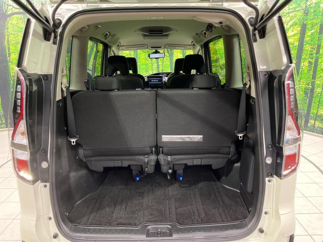 セレナ e-パワー ハイウェイスターV 両側電動ドア 後席モニター 純正10型ナビ 全周囲カメラ 衝突軽減装置 プロパイロット 寒冷地仕様 禁煙車 ドラレコ ETC シートヒーター コーナーセンサー スマートキー LEDヘッド&フォグ(66枚目)