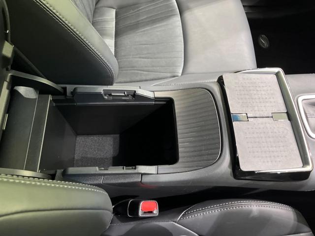 ハリアー G 4WD 純正8型ディスプレイオーディオ バックカメラ 寒冷地仕様 衝突軽減装置 レーダークルーズ 禁煙車 電動リアゲート ハーフレザーシート パワーシート ドラレコ コーナーセンサー スマートキー(57枚目)