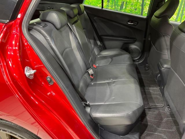 プリウス Aプレミアム ツーリングセレクション 純正9型ナビ バックカメラ AC100V電源 衝突軽減装置 レーダークルーズ 禁煙車 レザーシート シートヒーター パワーシート ドラレコ コーナーセンサー スマートキー LEDヘッド&フォグ(9枚目)