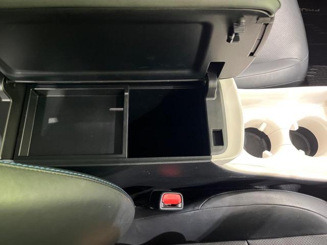 プリウス Aプレミアム ツーリングセレクション 純正9型ナビ バックカメラ AC100V電源 衝突軽減装置 レーダークルーズ 禁煙車 レザーシート シートヒーター パワーシート ドラレコ コーナーセンサー スマートキー LEDヘッド&フォグ(46枚目)