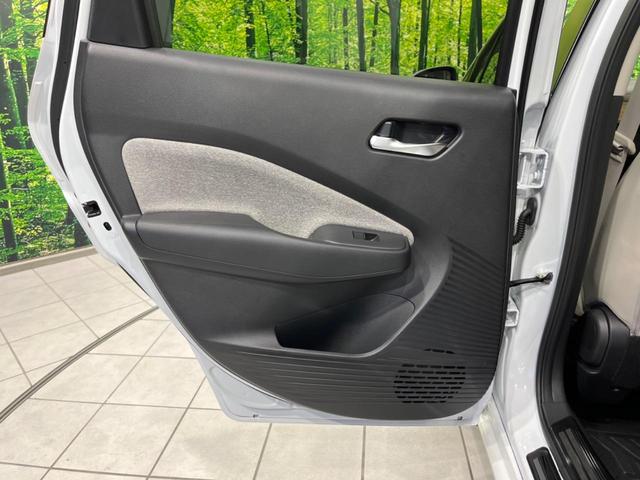 オーラ G レザーエディション 純正9型ナビ 全周囲カメラ 衝突軽減装置 BOSEサウンドシステム プロパイロット 禁煙車 レザーシート ドラレコ コーナーセンサー スマートキー LEDヘッド ETC2.0 オートハイビーム(54枚目)