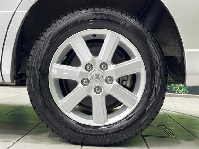 ヴォクシー ＺＳ　４ＷＤ　両側電動ドア　後席モニター　９型ナビ　バックカメラ　禁煙車　ドラレコ　スマートキー　ＨＩＤヘッド　エアロ　ＥＴＣ　純正１６インチＡＷ　オートエアコン　Ｂｌｕｅｔｏｏｔｈ　フルセグ　パドルシフト（24枚目）