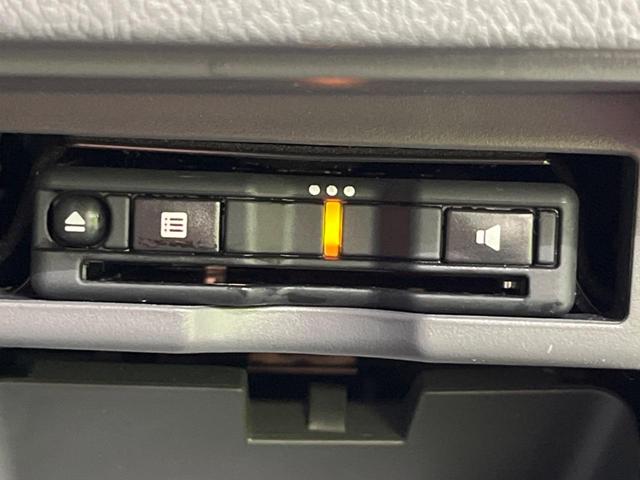 ヴォクシー ＺＳ　４ＷＤ　両側電動ドア　後席モニター　９型ナビ　バックカメラ　禁煙車　ドラレコ　スマートキー　ＨＩＤヘッド　エアロ　ＥＴＣ　純正１６インチＡＷ　オートエアコン　Ｂｌｕｅｔｏｏｔｈ　フルセグ　パドルシフト（45枚目）