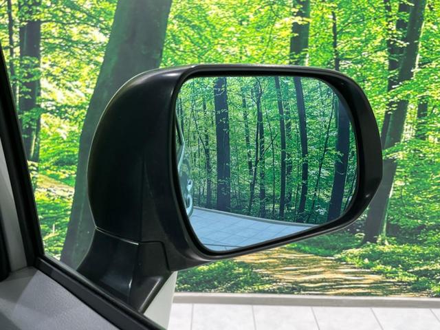 ヴォクシー ＺＳ　４ＷＤ　両側電動ドア　後席モニター　９型ナビ　バックカメラ　禁煙車　ドラレコ　スマートキー　ＨＩＤヘッド　エアロ　ＥＴＣ　純正１６インチＡＷ　オートエアコン　Ｂｌｕｅｔｏｏｔｈ　フルセグ　パドルシフト（63枚目）