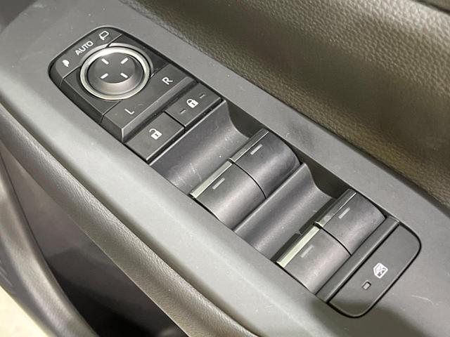 プリウス Ｚ　純正１２．３インチディスプレイオーディオ　全周囲カメラ　ＡＣ１００Ｖ電源　衝突軽減装置　レーダークルーズ　禁煙車　電動リアゲート　合皮シート　シートエアコン　パワーシート　ドラレコ　ＥＴＣ２．０（28枚目）