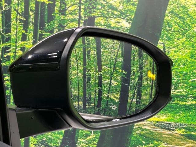 プリウス Ｚ　純正１２．３インチディスプレイオーディオ　全周囲カメラ　ＡＣ１００Ｖ電源　衝突軽減装置　レーダークルーズ　禁煙車　電動リアゲート　合皮シート　シートエアコン　パワーシート　ドラレコ　ＥＴＣ２．０（76枚目）