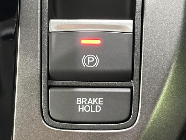 フリード エアー　４ＷＤ　登録済未使用車　両側電動ドア　純正８型ディスプレイオーディオ　バックカメラ　衝突軽減装置　レーダークルーズ　禁煙車　シートヒーター　コーナーセンサー　レーンキープ　スマートキー　ＬＥＤヘッド（36枚目）