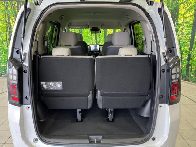 フリード エアー　４ＷＤ　登録済未使用車　両側電動ドア　純正８型ディスプレイオーディオ　バックカメラ　衝突軽減装置　レーダークルーズ　禁煙車　シートヒーター　コーナーセンサー　レーンキープ　スマートキー　ＬＥＤヘッド（54枚目）