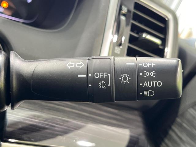 オデッセイ アブソルート・２０ｔｈアニバーサリー　両側電動ドア　後席モニター　純正８型ナビ　バックカメラ　衝突軽減装置　禁煙車　ハーフレザーシート　パワーシート　スマートキー　ＬＥＤヘッド　ＥＴＣ　クルコン　純正１８インチＡＷ　オートライト　フルセグ（39枚目）