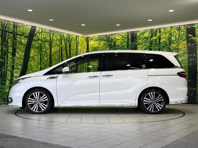 オデッセイ アブソルート・２０ｔｈアニバーサリー　両側電動ドア　後席モニター　純正８型ナビ　バックカメラ　衝突軽減装置　禁煙車　ハーフレザーシート　パワーシート　スマートキー　ＬＥＤヘッド　ＥＴＣ　クルコン　純正１８インチＡＷ　オートライト　フルセグ（61枚目）