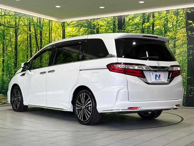 オデッセイ アブソルート・２０ｔｈアニバーサリー　両側電動ドア　後席モニター　純正８型ナビ　バックカメラ　衝突軽減装置　禁煙車　ハーフレザーシート　パワーシート　スマートキー　ＬＥＤヘッド　ＥＴＣ　クルコン　純正１８インチＡＷ　オートライト　フルセグ（63枚目）