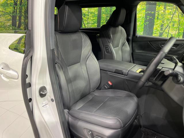 ヴェルファイアハイブリッド Ｚ　プレミア　左右独立ムーンルーフ　両側電動ドア　純正１４インチディスプレイオーディオ　全周囲カメラ　衝突軽減装置　レーダークルーズ　禁煙車　電動リアゲート　レザーシート　前中席シートエアコン　前後ドラレコ　ＥＴＣ（8枚目）