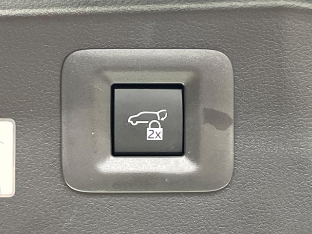 ヴェルファイアハイブリッド Ｚ　プレミア　左右独立ムーンルーフ　両側電動ドア　純正１４インチディスプレイオーディオ　全周囲カメラ　衝突軽減装置　レーダークルーズ　禁煙車　電動リアゲート　レザーシート　前中席シートエアコン　前後ドラレコ　ＥＴＣ（38枚目）