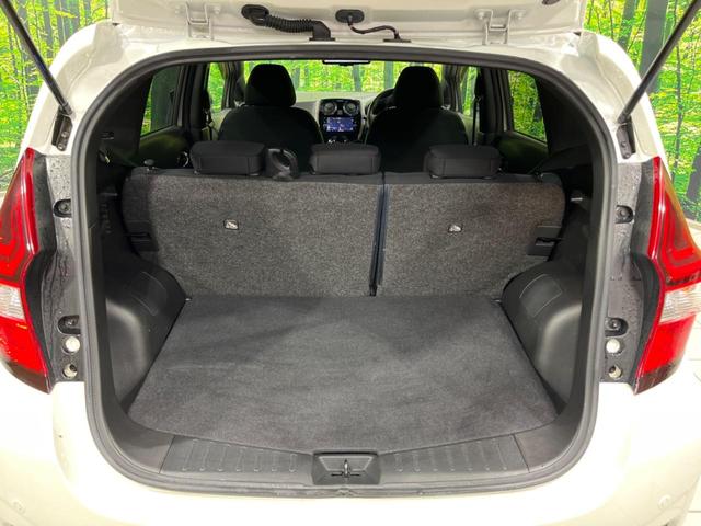 ノート e-パワーオーテック FOUR 4WD 純正ナビ 全周囲カメラ 衝突軽減装置 禁煙車 デジタルインナーミラー エンジンスターター コーナーセンサー スマートキー ドラレコ 純正15インチAW LEDヘッド オートエアコン(61枚目)