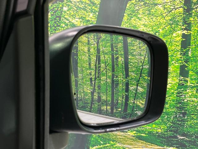 �y�d���i�[�~���[�z�T�C�h�~���[�͓d���i�[���ƂȂ��Ă���A�������ԏ�ł��L�Y�������X�N��}�����܂��B