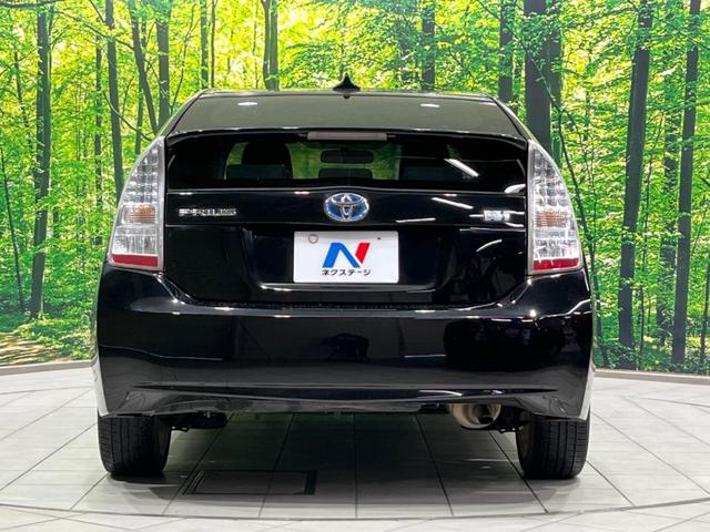 プリウス Ｌ　禁煙車　スマートキー　ＥＴＣ　オートライト　オートエアコン　オーディオ　ＣＤ再生　１７インチＡＷ　電動格納ミラー　シートリフター　ヘッドライトレベライザー　パワーウィンドウ　盗難防止装置（15枚目）