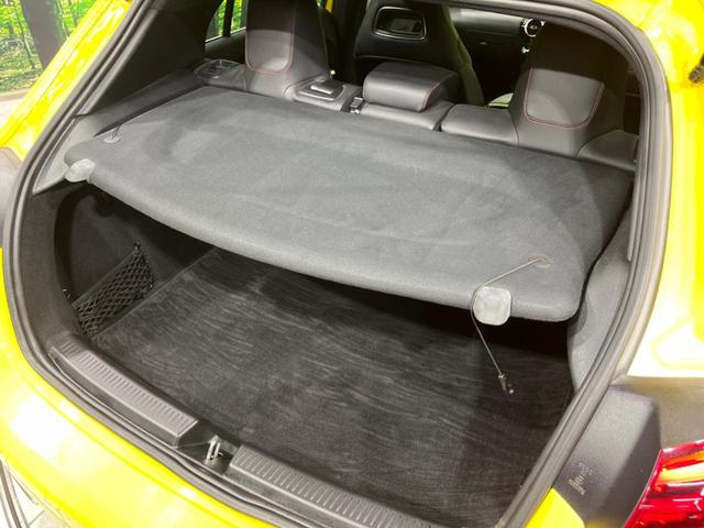 Aクラス A200d AMGレザーエクスクルーシブパッケージ ターボ 純正10型ナビ 全周囲カメラ 衝突軽減装置 レーダークルーズ 禁煙車 ハーフレザーシート パワーシート コーナーセンサー レーンキープ オートハイビーム ブラインドスポットモニター フルセグ(10枚目)