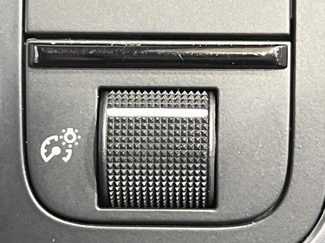 Aクラス A200d AMGレザーエクスクルーシブパッケージ ターボ 純正10型ナビ 全周囲カメラ 衝突軽減装置 レーダークルーズ 禁煙車 ハーフレザーシート パワーシート コーナーセンサー レーンキープ オートハイビーム ブラインドスポットモニター フルセグ(53枚目)