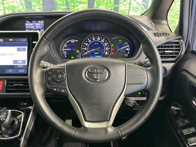 ヴォクシー ハイブリッドＺＳ　煌ＩＩ　モデリスタフルエアロ　両側電動ドア　後席モニター　純正１０型ナビ　バックカメラ　デジタルインナーミラー　衝突軽減装置　禁煙車　シートヒーター　ドラレコ　コーナーセンサー　スマートキー　ＬＥＤヘッド（12枚目）