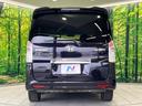 Ｚ　両側電動ドア　純正９型ナビ　全周囲カメラ　禁煙車　スマートキー　ＨＩＤヘッド　ＥＴＣ　オートライト　オートエアコン　純正１７インチＡＷ　リアエアコン　Ｂｌｕｅｔｏｏｔｈ再生　ＣＤ／ＤＶＤ再生（16枚目）